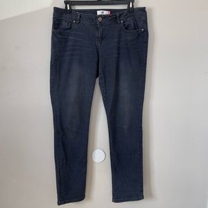 Cabi #3191 Gray Slim Boyfriend Jeans